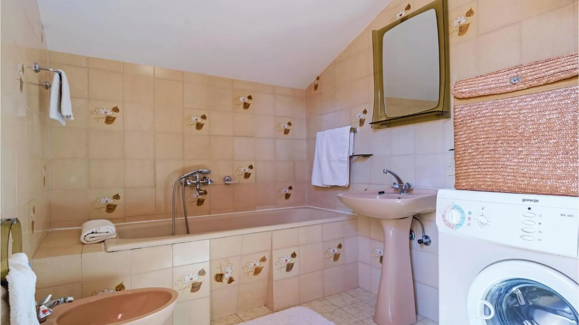 Holiday home 3 Bedroom Beautiful Home In Pula Croatia