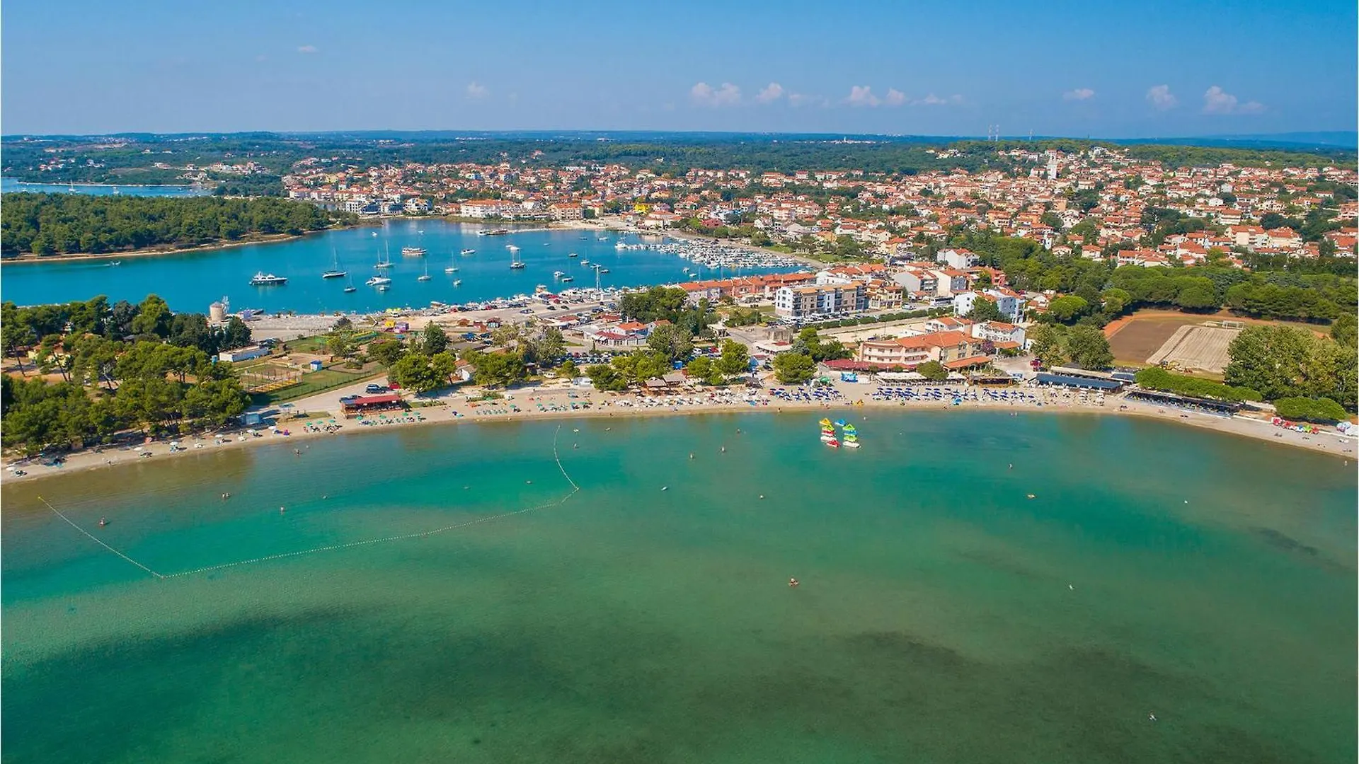Holiday home 3 Bedroom Beautiful Home In Pula